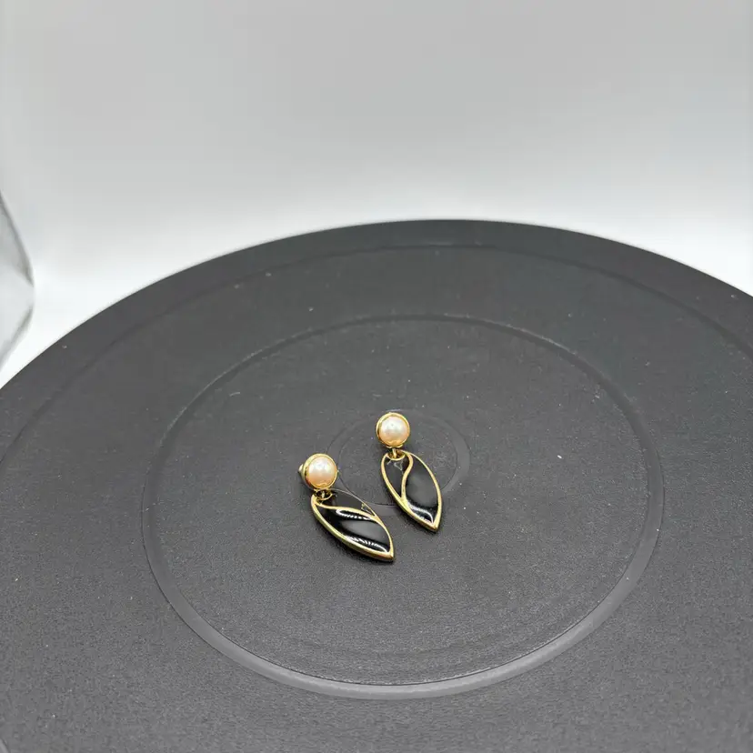 Trifari Pearl And Onyx Earrings