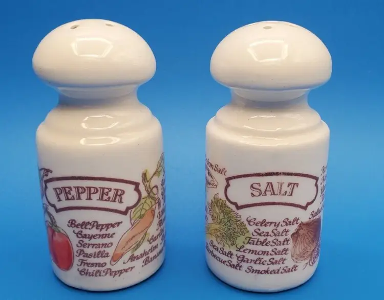 Vintage AVON Ceramic Vegetable Harvest Pattern Salt & Pepper Shaker Set White