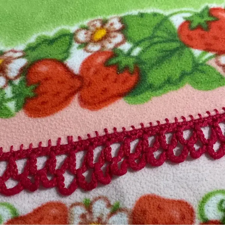Vintage Fleece Crocheted Strawberry Shortcake Blanket 54” X 44”