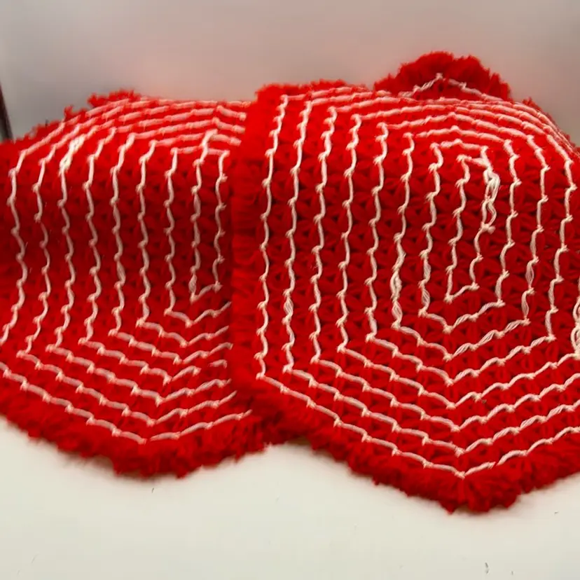 Red / White Yarn Handmade Placemats/trivet 17x12
