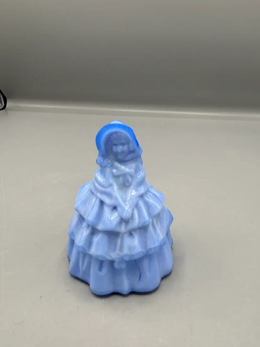 Vintage Boyd glass "Louise" Wedgewood Blue