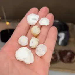 (1) Quartz Stalactite