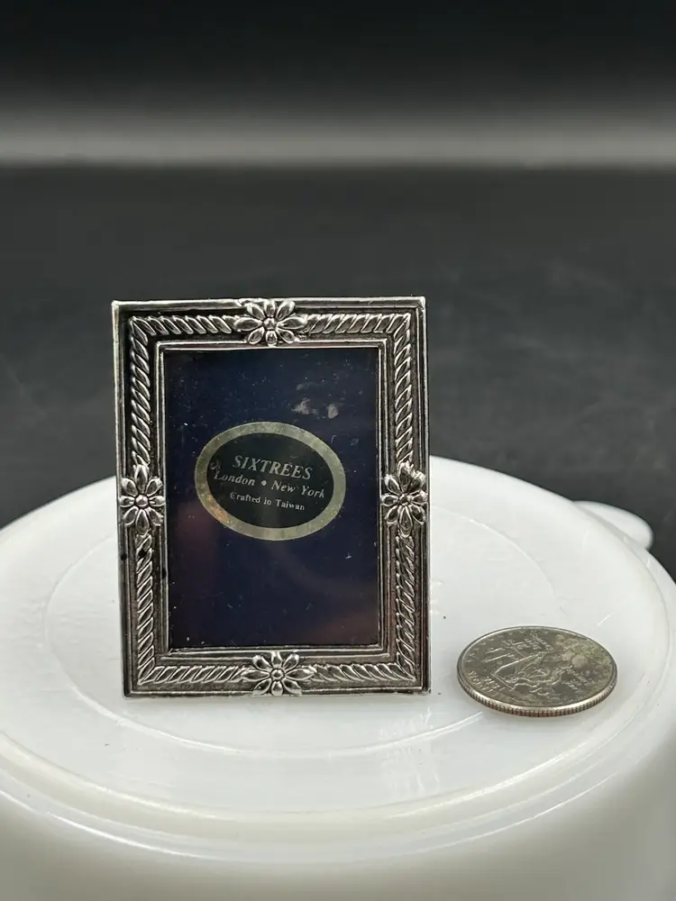 Sixtrees #Min Pewter Photo Frame Floral Rope Design 2.25”