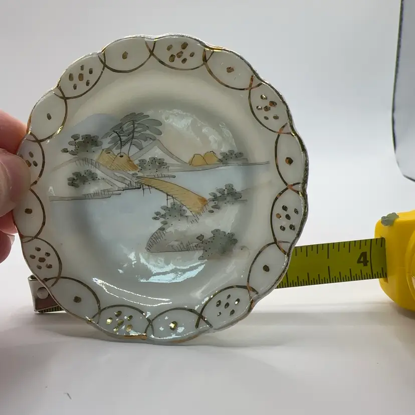 Japanese Kutani Butterpat 2