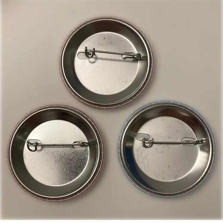 Set Of 3 Vintage Pinbacks - Disney Princess Cinderella, Rapunzel and Alice in Wonderland