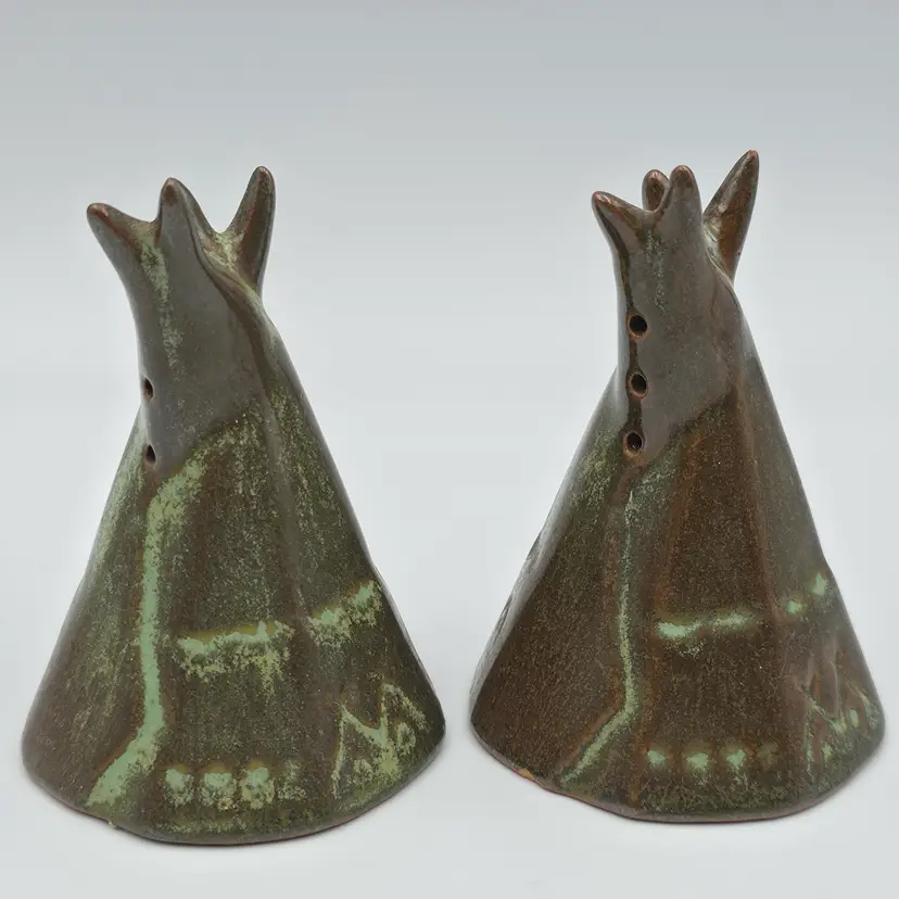 Vintage Frankoma Green & Brown Teepee Salt And Pepper Shakers