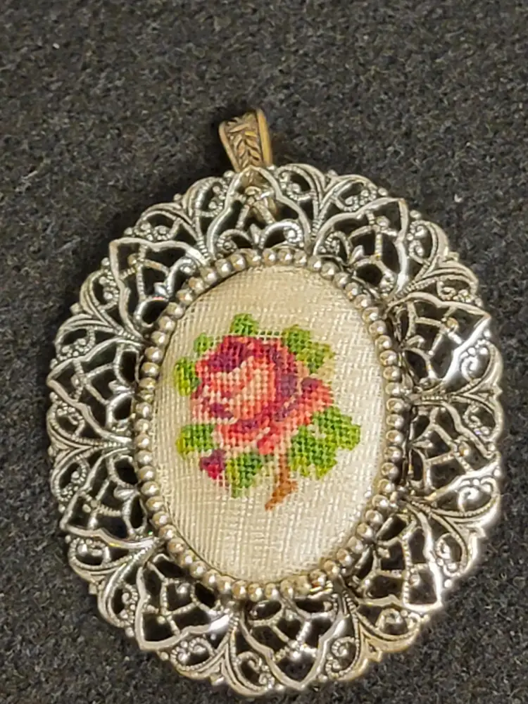 Vintage Floral Needlepoint Pendant Brooch