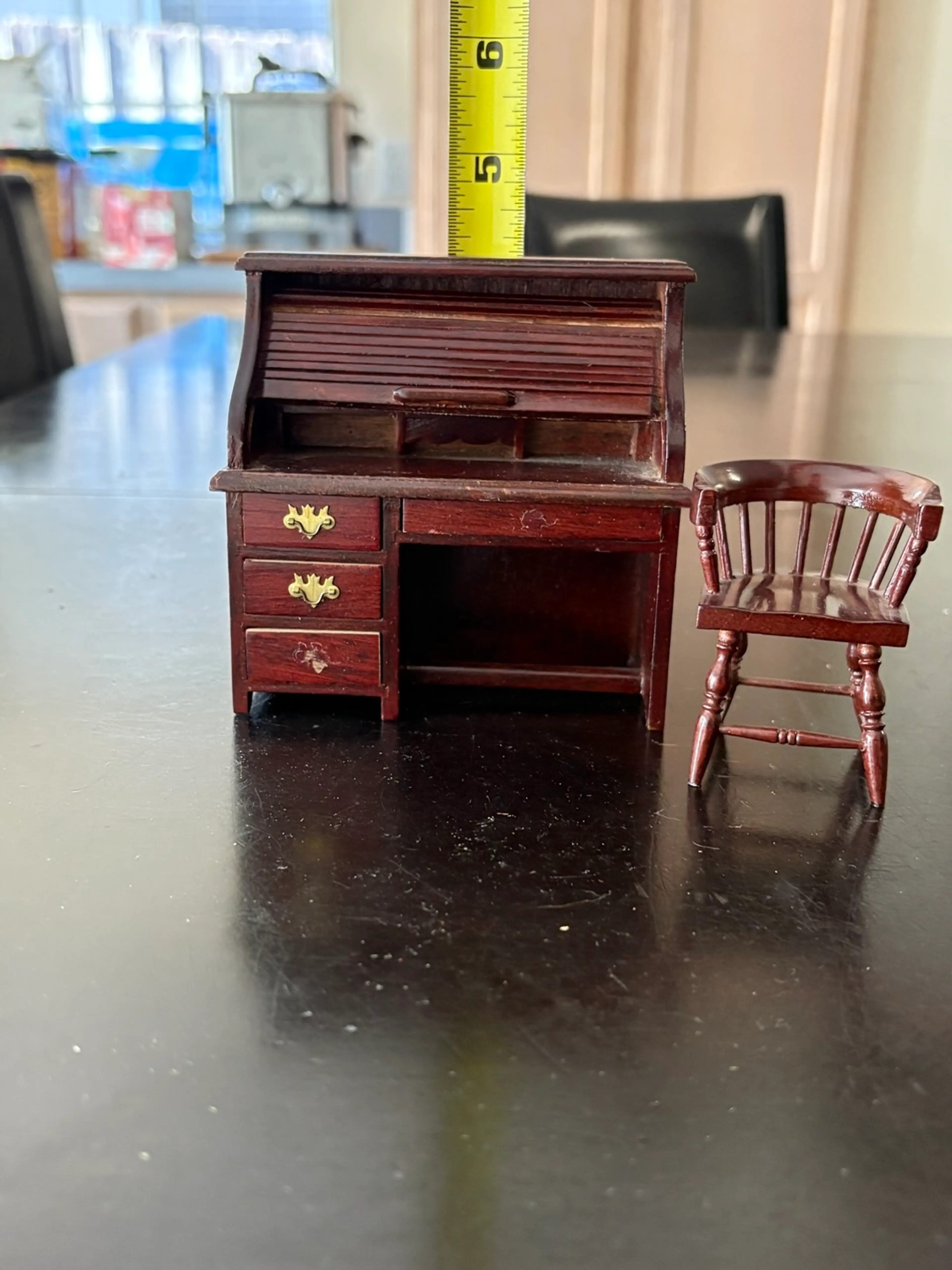 Image 3 of 6