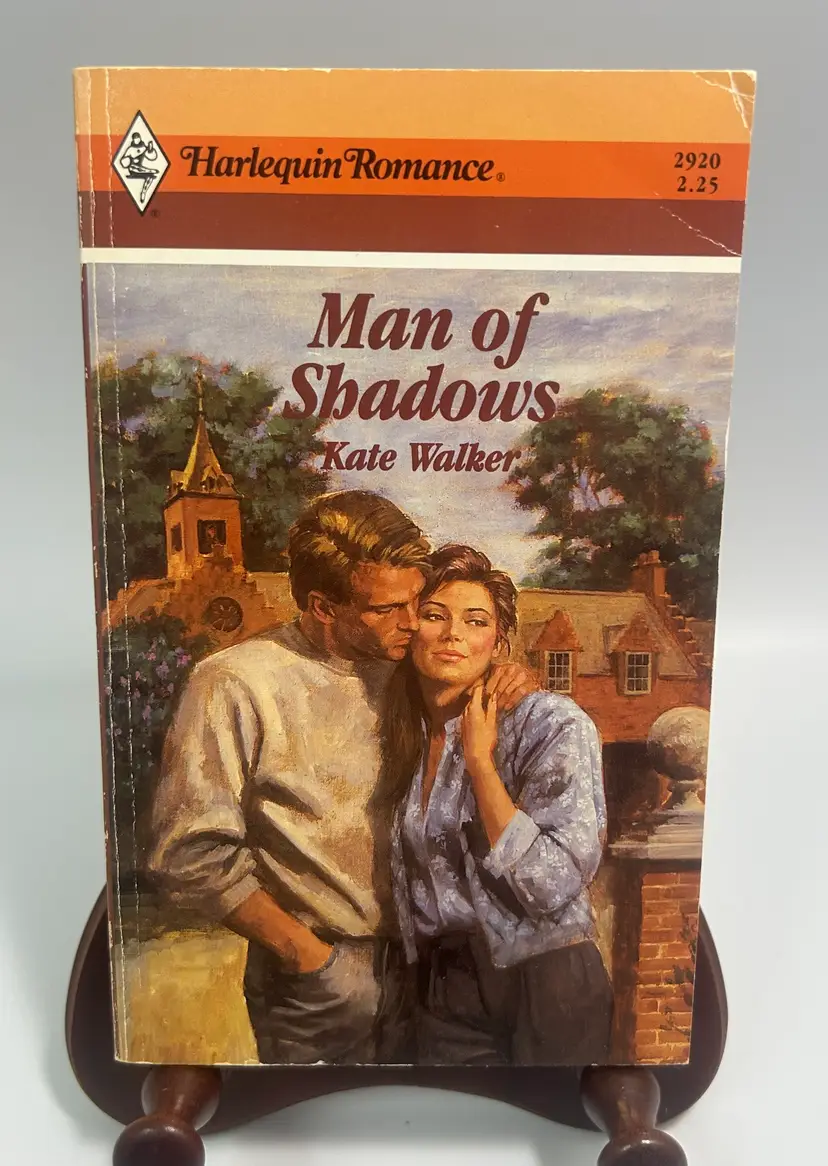 ‘Man of Shadows’ by Kate Walker Vintage Harlequin Romance 1987