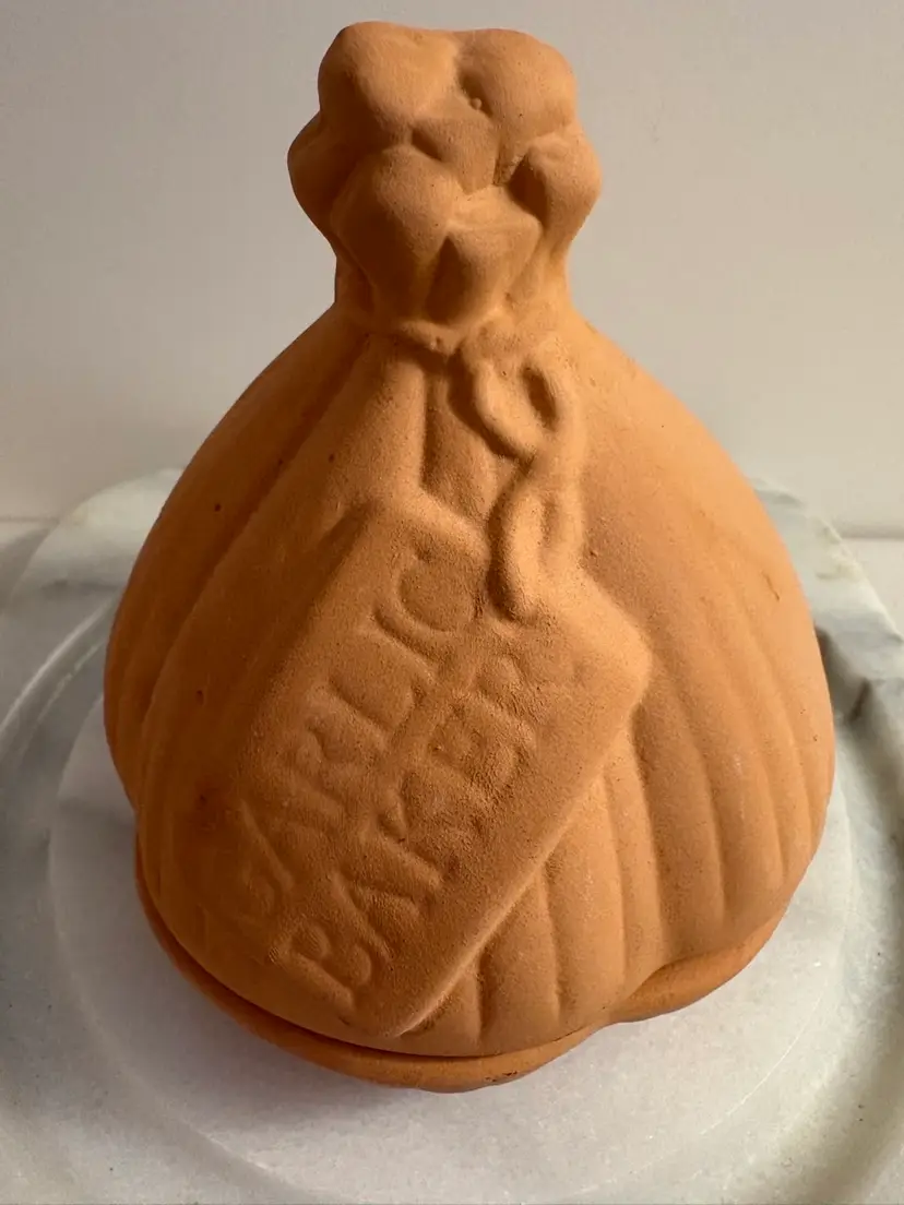 Vintage 1993 The Garlic Baker by Reco Made in Mexico Terra Cotta