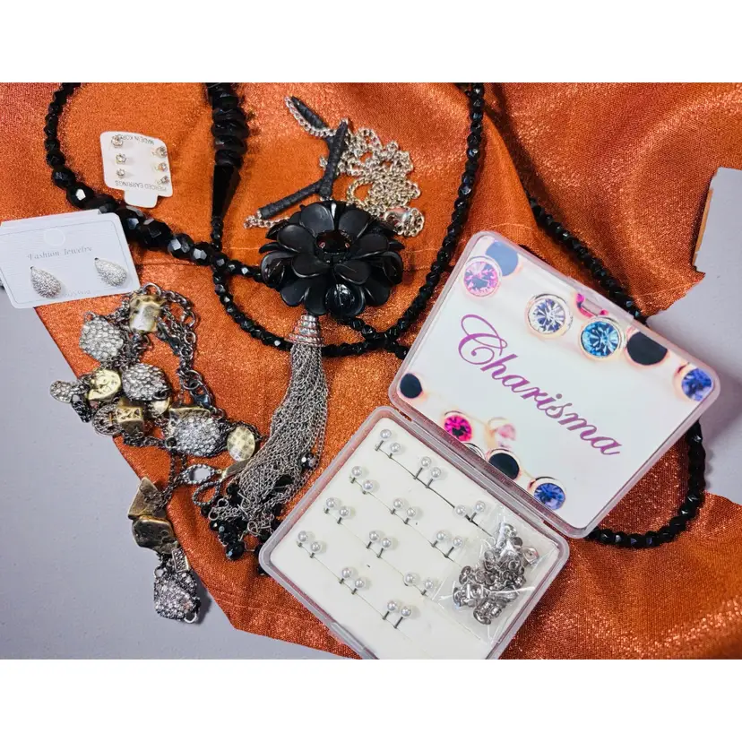 Lot Of Black & Silver Tone Earrings & Necklaces