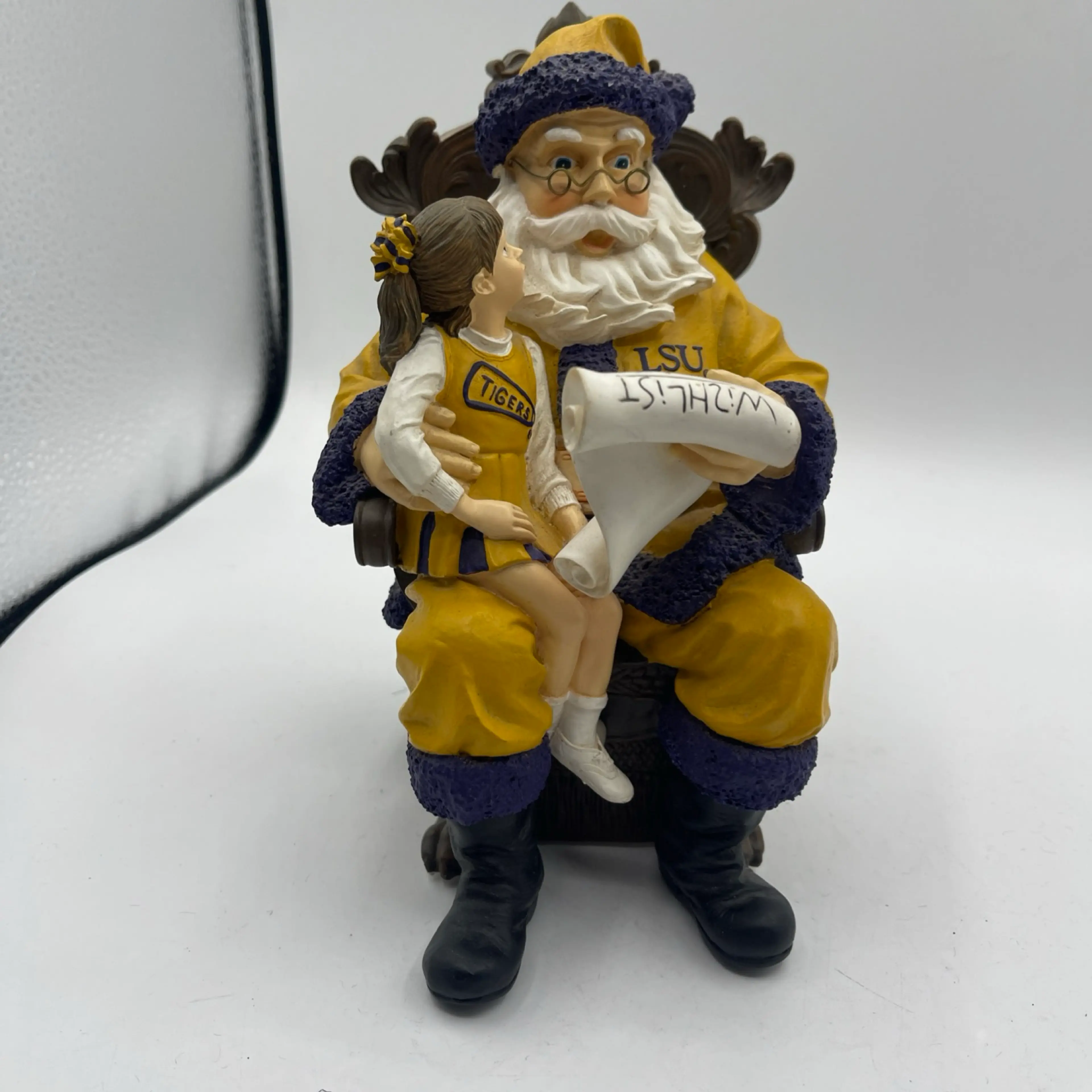 Image 2 of 6