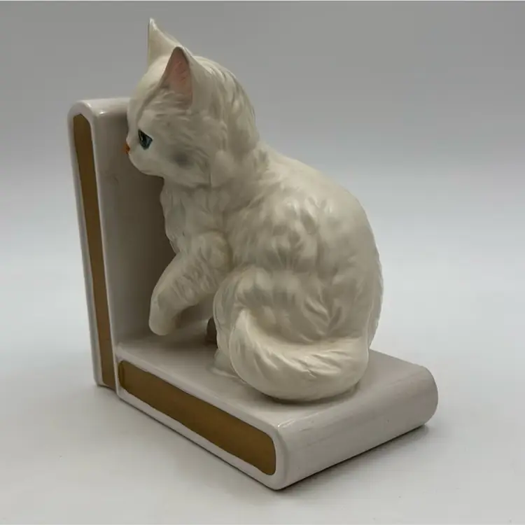 Vintage Lefton White Kitty Cat Bookend The Right Side