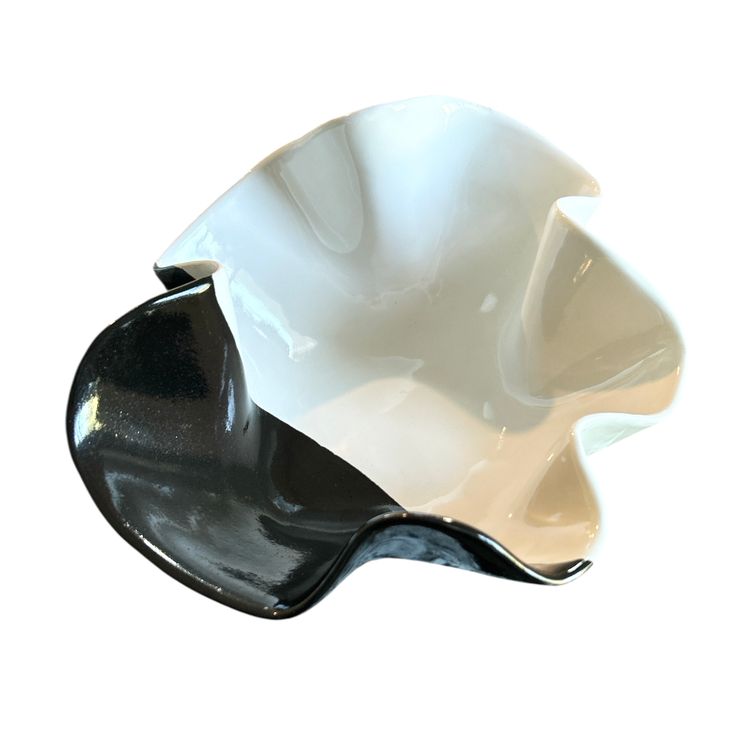 MCM Handmade Black and White Scalloped Ceramic Bowl