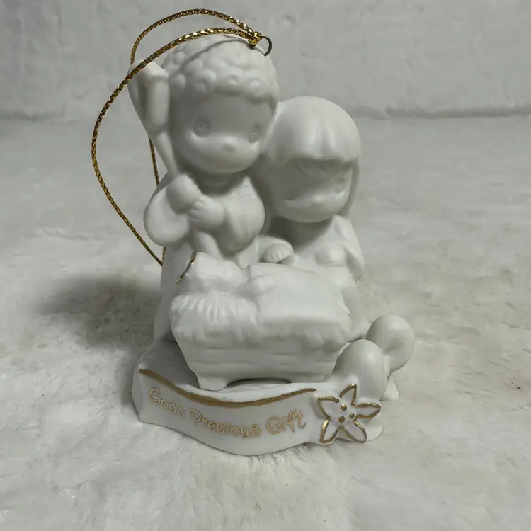 Precious Moments 1996 Christmas Ornament "God’s Precious Gift" #183881 Enesco