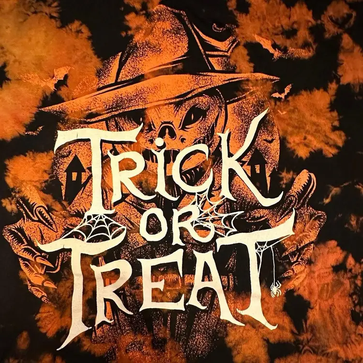 Halloween Trick or Treat Tie Dyed T-shirt 2XL