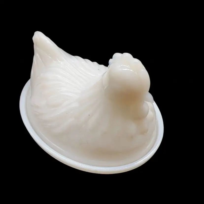 Medium Milk Glass Hen on nest