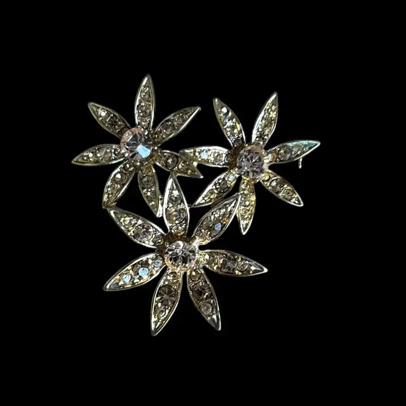 Gold Tone 3 Star Brooch With Gold Color Rhinestones