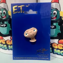ET 3D Star Power Pin Vintage 1982