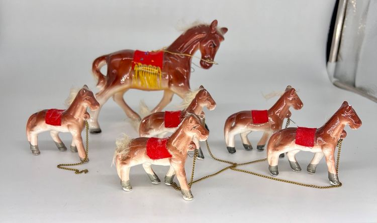 Vintage Ceramic Figurines Horse Colts Red Blankets Fur Japan Circus
