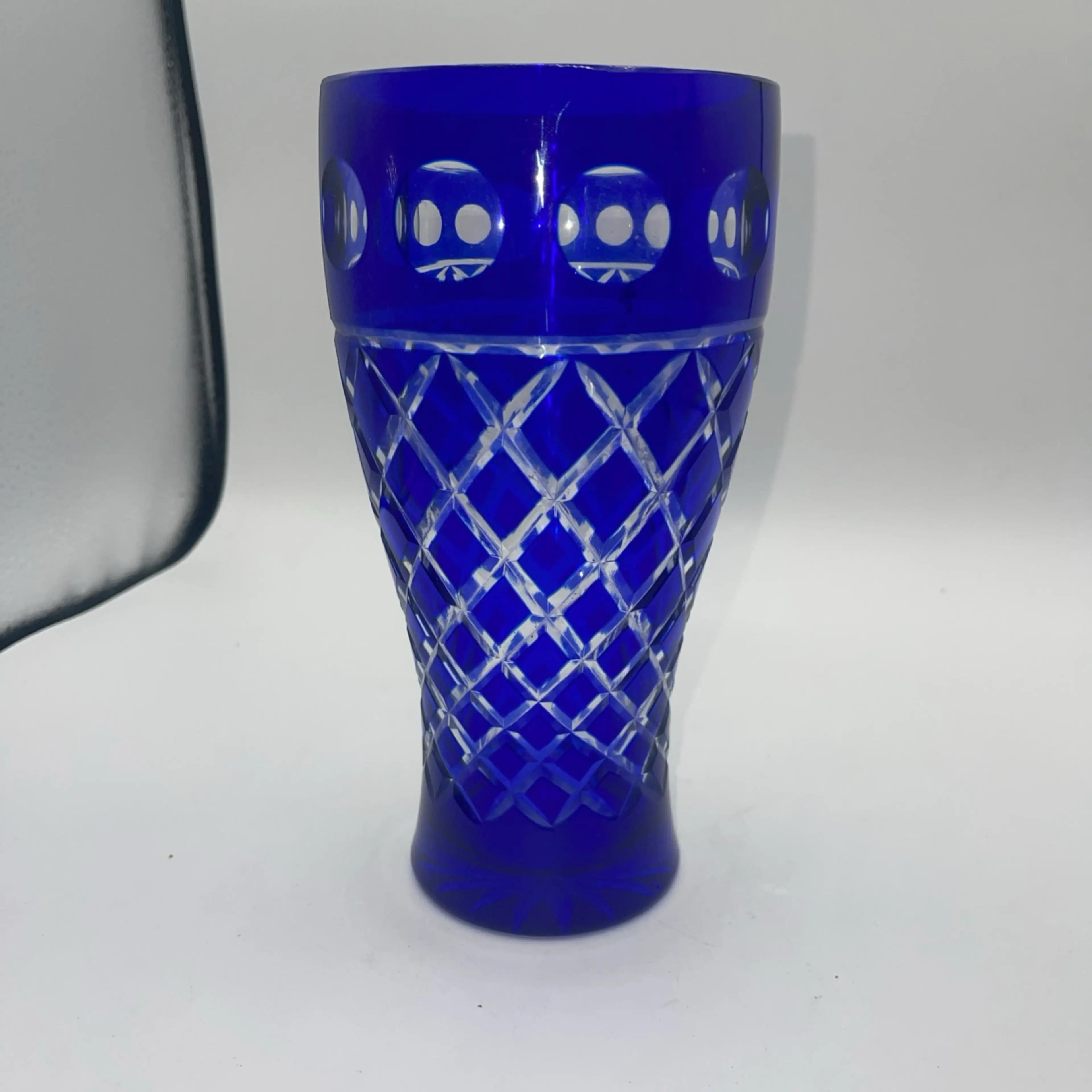 Image 2 of 6