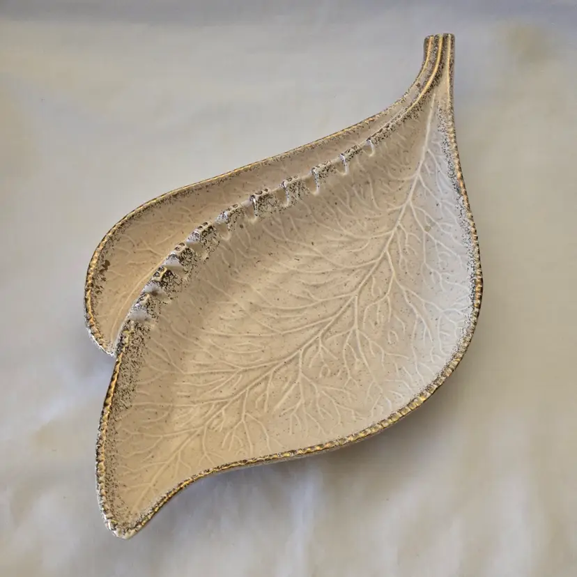 Pottery Leaf Ashtray California Original Pale Pink Gold Trim MCM 13½" Long Vintage