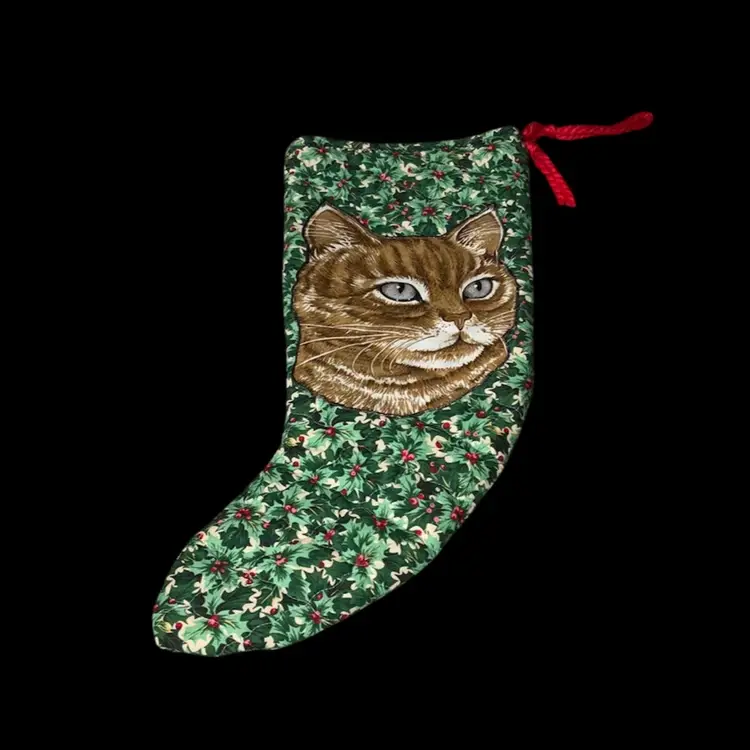 Purrrfect Vintage Homemade Quilted Hollyberry Cat Stocking Set