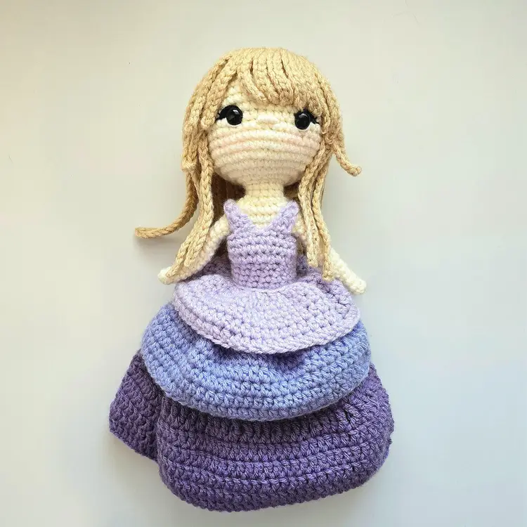 Taylor Swift Hand-crocheted Speak Now Doll