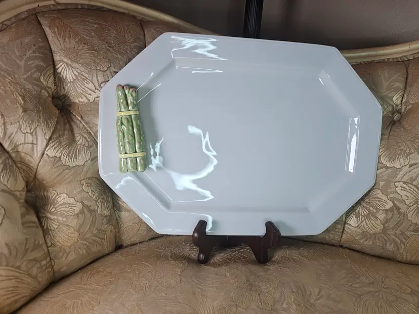 Vintage Mikasa Japan Octagonal Ceramic 3D Asparagus Platter