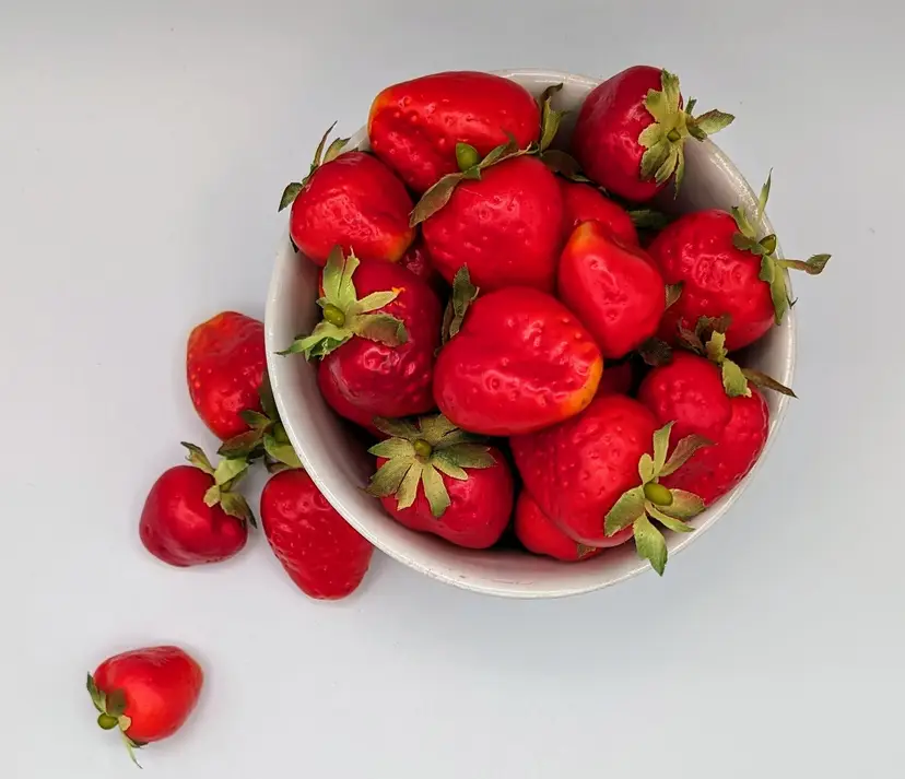 33pc Hand Painted Red Strawberries Faux Fruit Kitchen Decor Plus Antique Stoneware Bowl