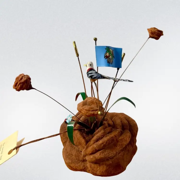 Vintage Cherokee Rose Desert Rock & Metal Sculpture 5.25” Tall- Joe Timberlake Stine 1978