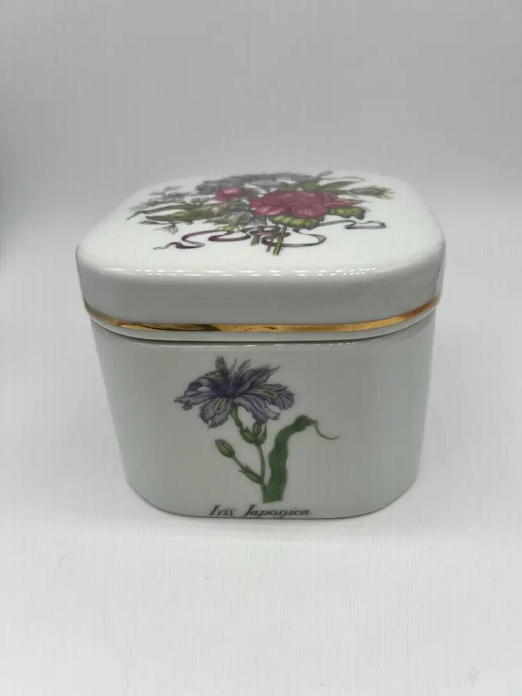 Germaine Monteil Porcelain Floral Trinket Box