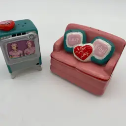 I Love Lucy Couch & TV Salt & Pepper Shaker Set