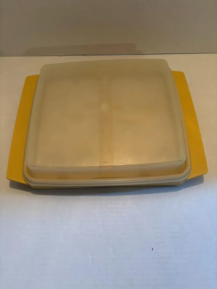 Vintage Tupperware Yellow Deviled Egg Carrier/Serving Tray  4 Pieces Plastic