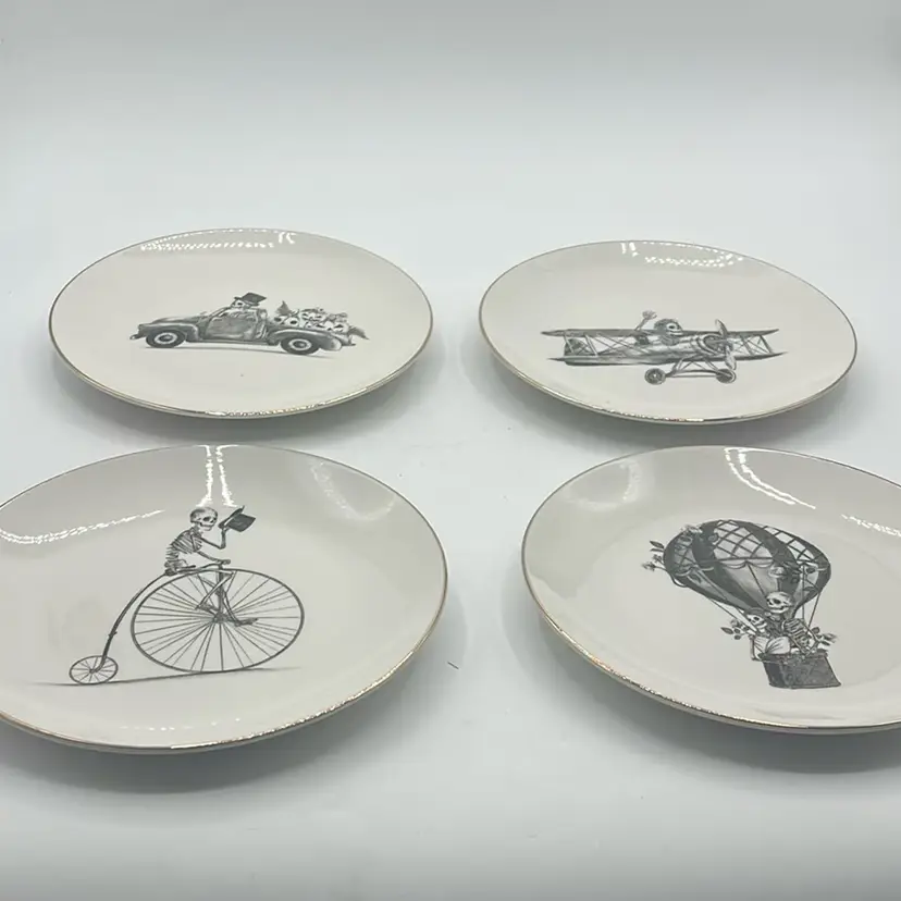 Set a four skeleton appetizer plate 7.5 inches each by Eaton fine dining