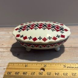 Trinket Box VTG Ukrainian Arts Piece