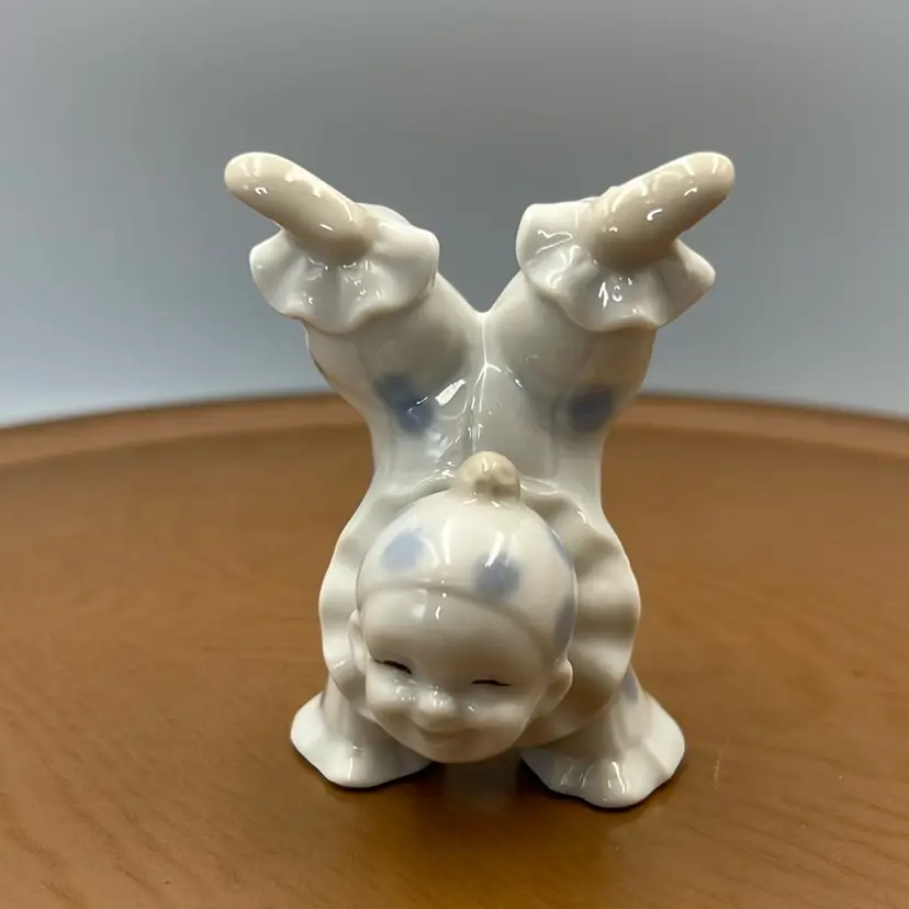 Vintage Mini Acrobat Clown Kiddo 2.5” x 2” x 3” Tall
