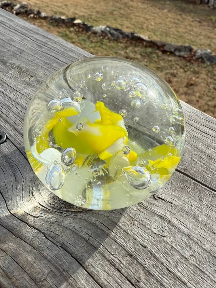 05 Vintage Levay Art Glass Paperweight - Yellow & White, Signed