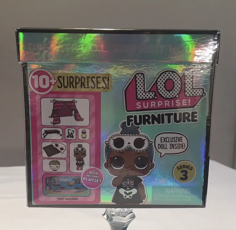 New LOL Surprise SLEEPY BONES Sleepover Furniture Play Set W/10 Surprises