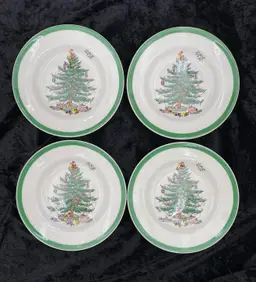 Set of 4 - Spode Porcelain Christmas Tree Bread and Butter Plates, 2006 (China)