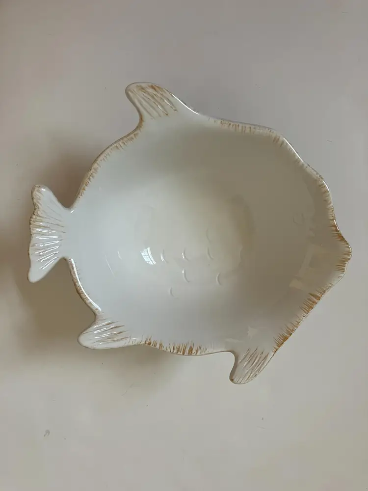 "By the Sea" Fish shaped bowl by Ambiance