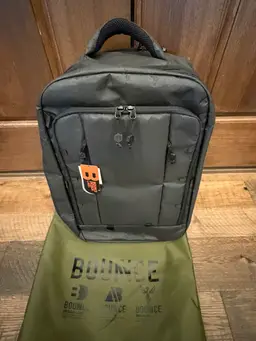 Bounce DesignLabs Nexus 30L Travel Pack Carryology Backpack