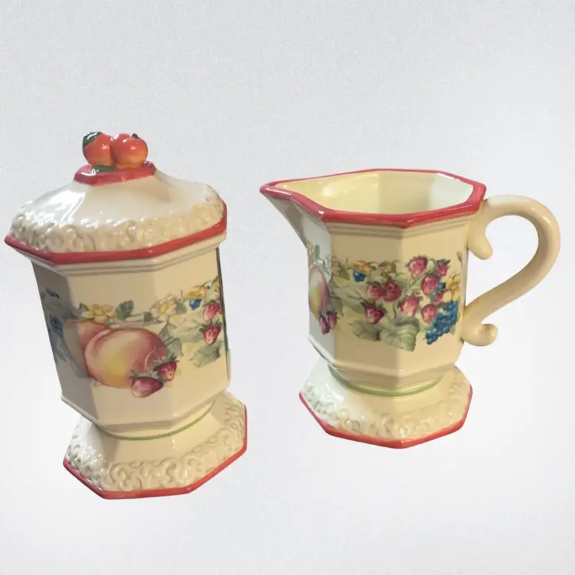 Avon Sweet Country Harvest Cream And Sugar Set
