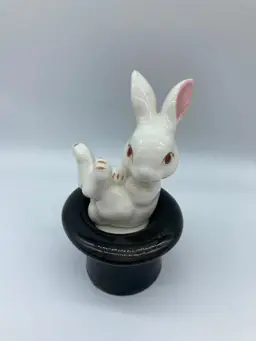 Vintage rabbit in a hat  retro salt and pepper shaker set