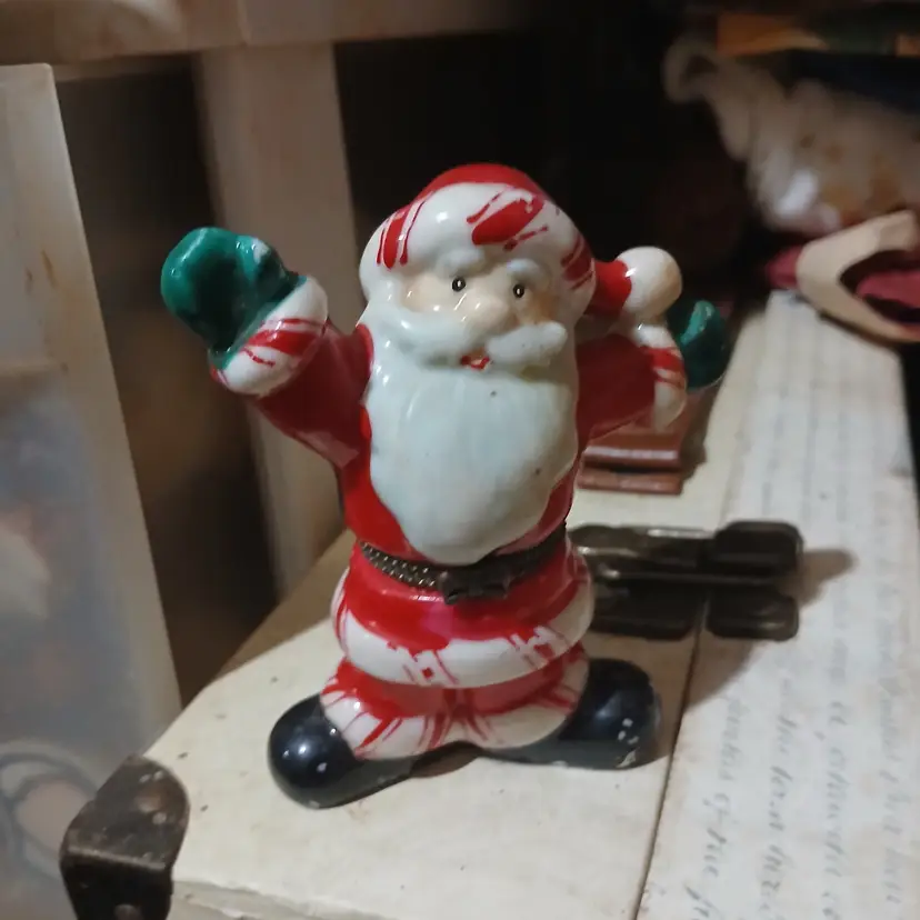Vintage santa trinket