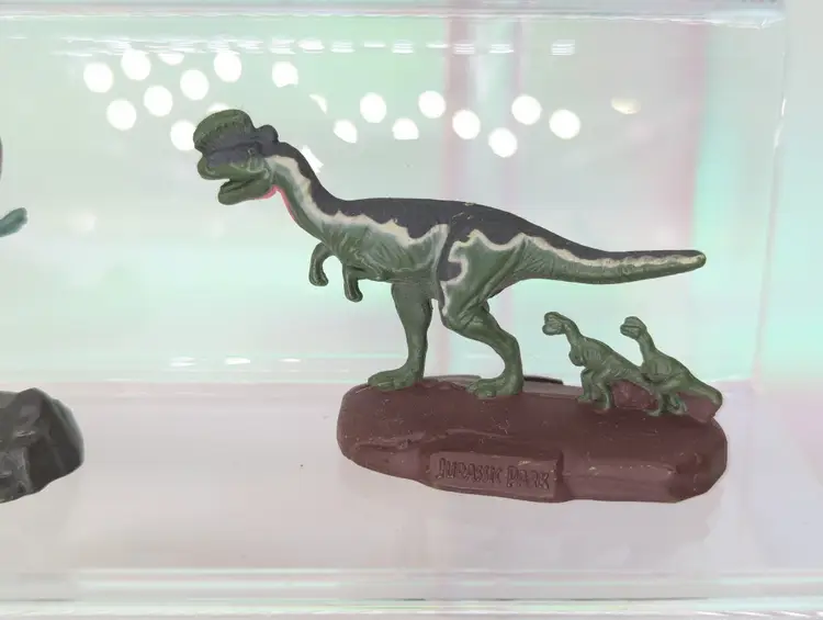 Vintage Jurassic Park Die Cast Metal Dinosaurs Figures 1993 Kenner UCS & Amblin Collectible toy figurines