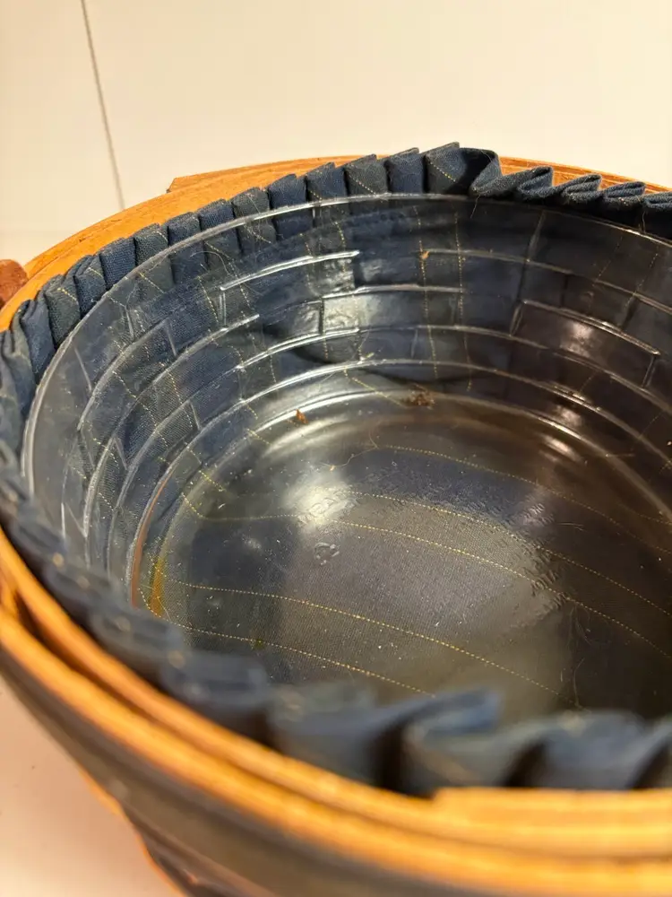 Longaberger 1998 Collectors Club Renewal Basket Combo