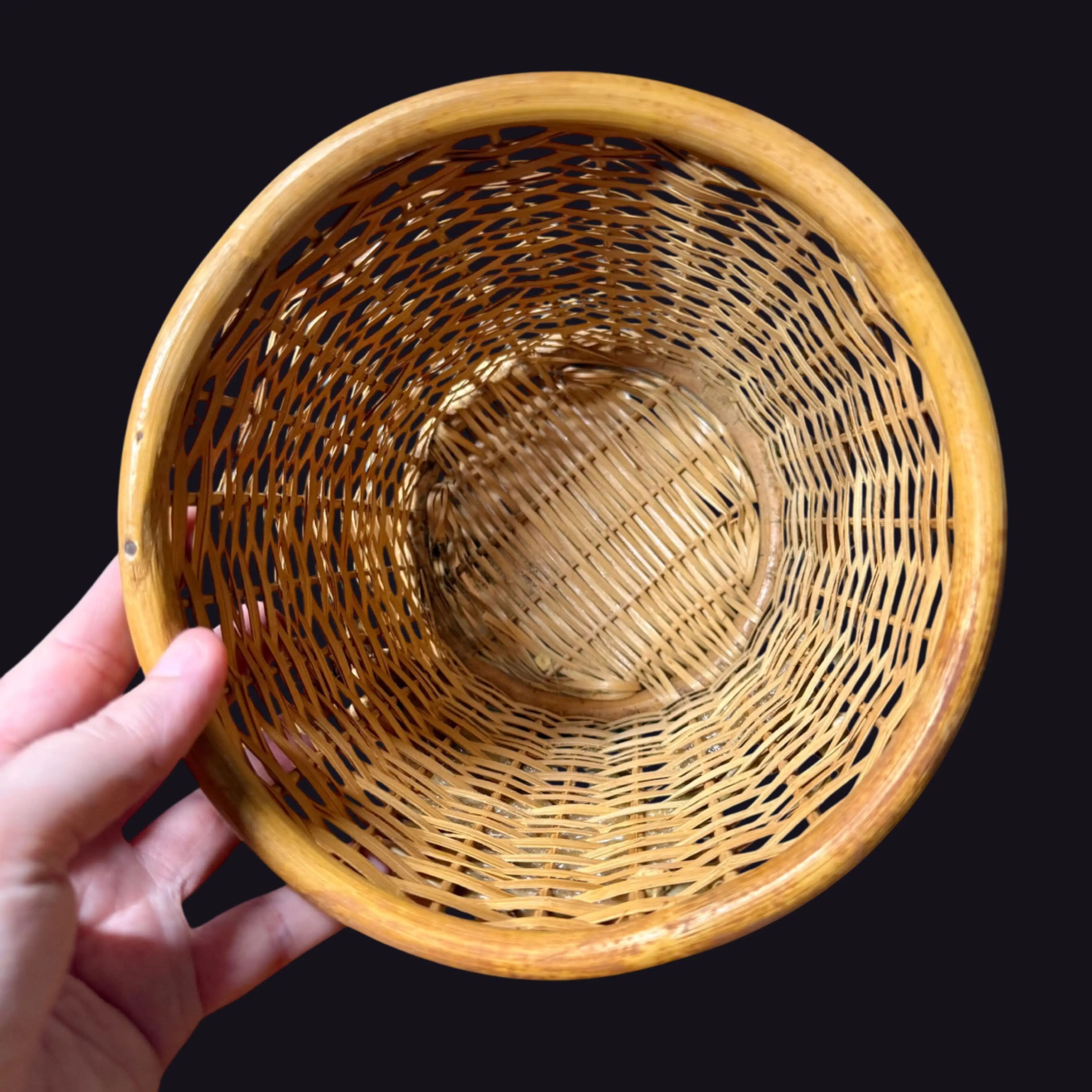 Image 4 of 8