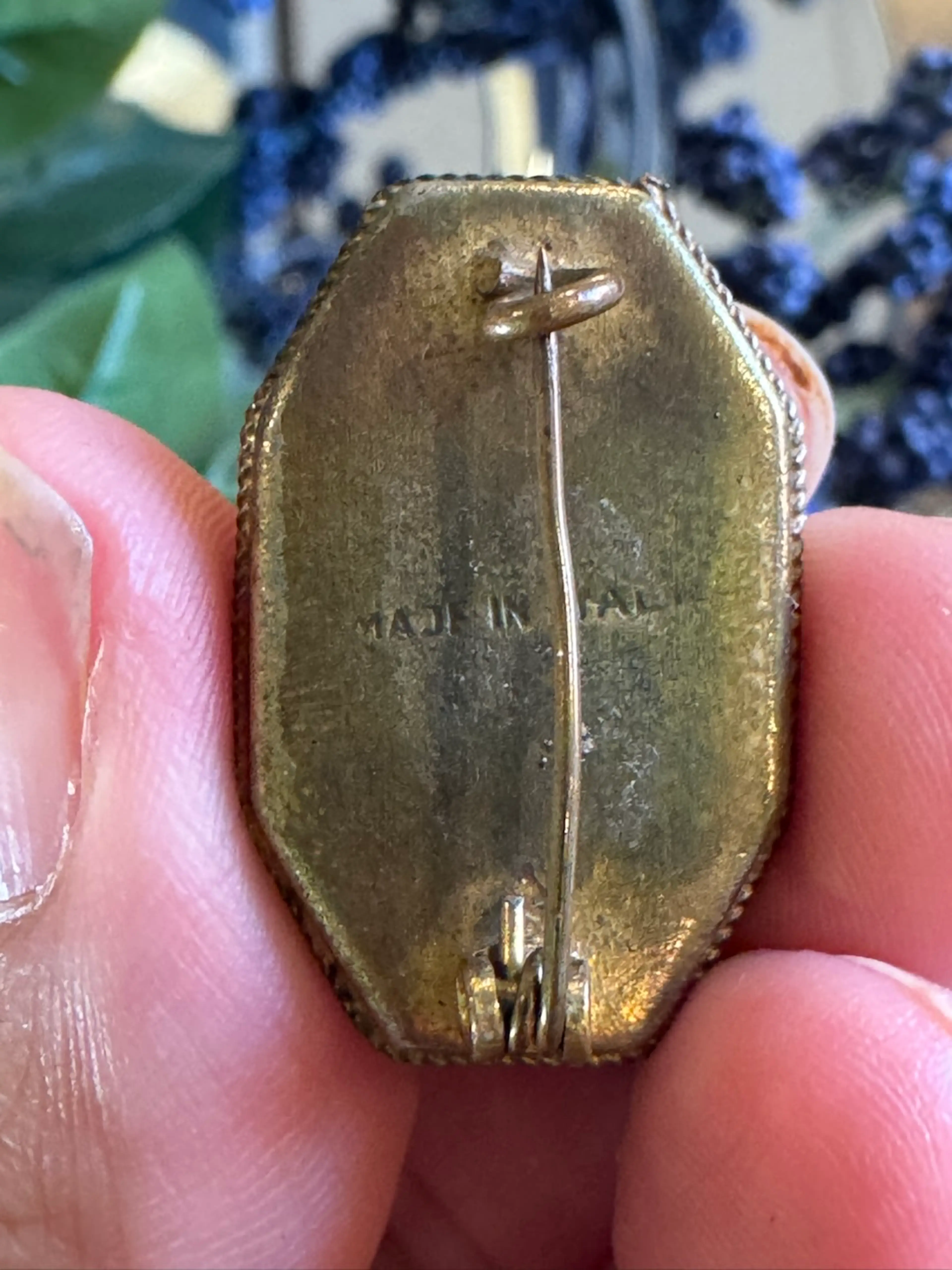 Image 2 of 2