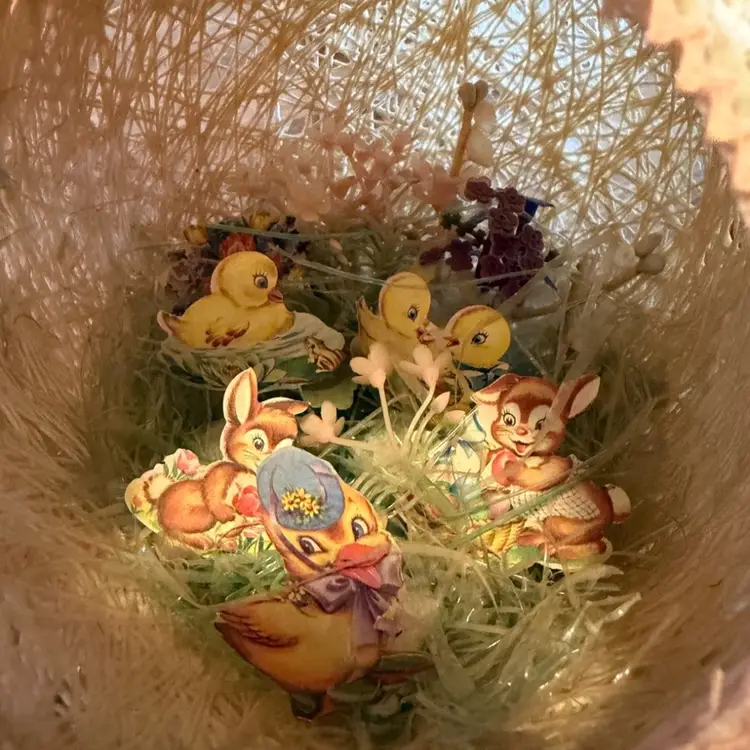 Vintage Easter/ Egg Diorama Made With String And Paper, Bunnies And Ducks